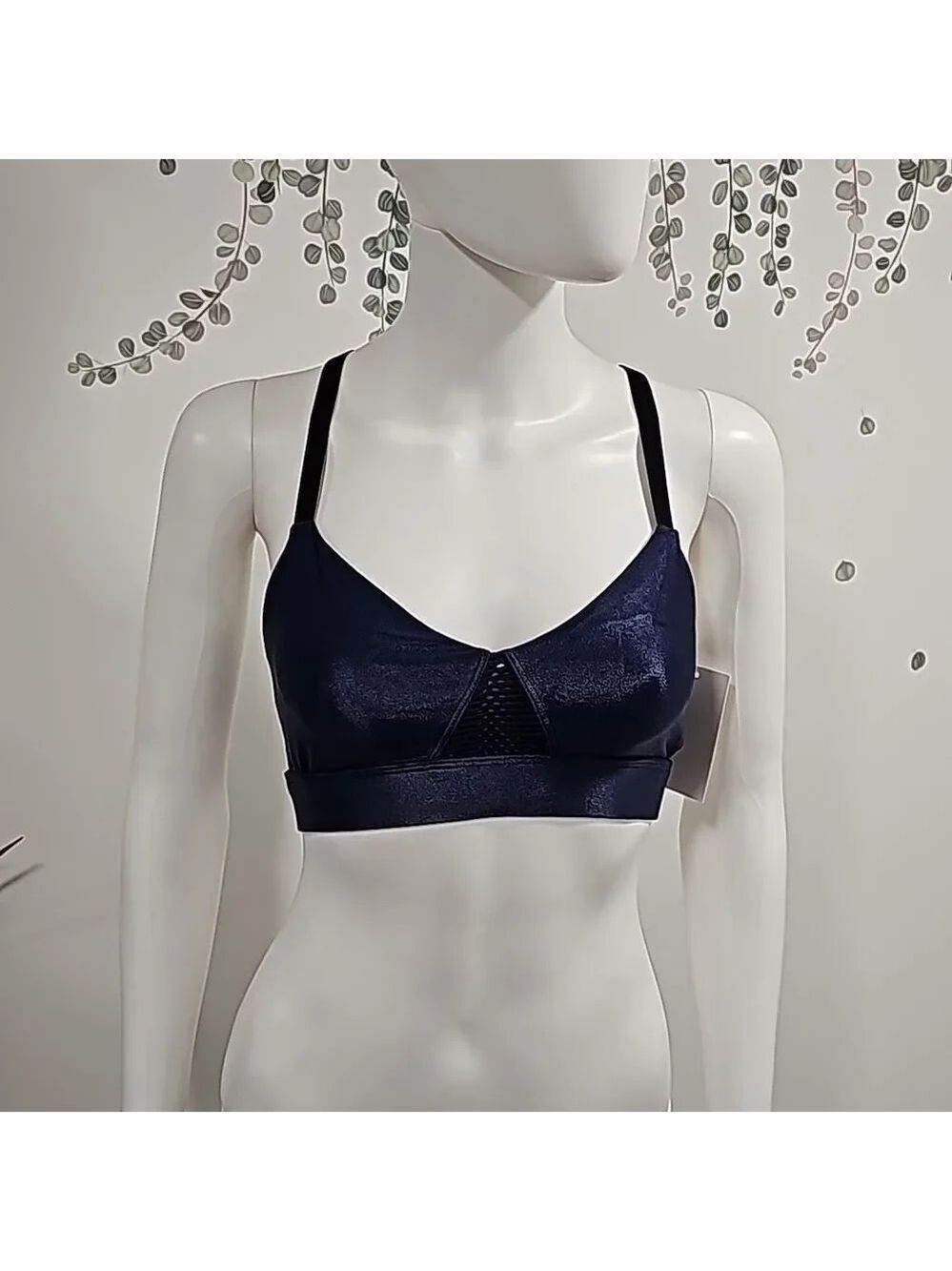 KORAL Ali Infinity Sports Bra - Picture 6 of 9